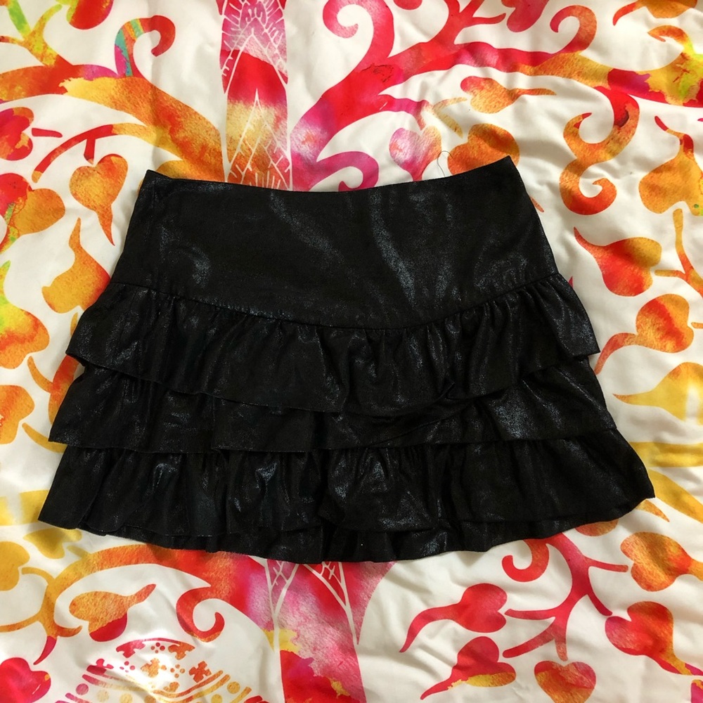 Black tiered ruffled mini skirt